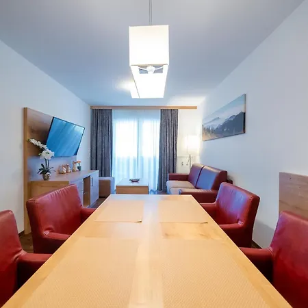 113 Διαμέρισμα *